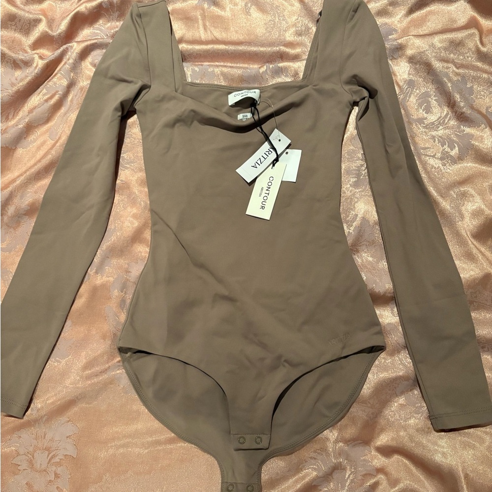 NWT Aritzia Contour Long Sleeve Bodysuit Size 2XS